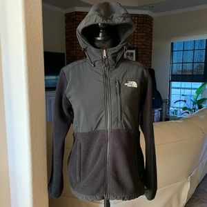 Women’s black North Face Jacket